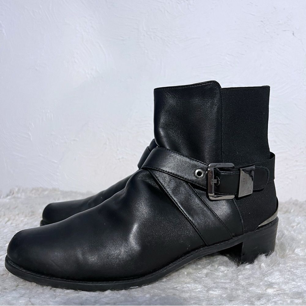 Stuart Weitzman Size 9 Black Leather And Neoprene Stretch Ankle Moto Boots